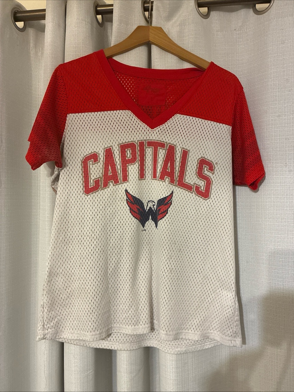 Women's Washington Capitals Mesh V-Neck Jersey vintage NHL hockey